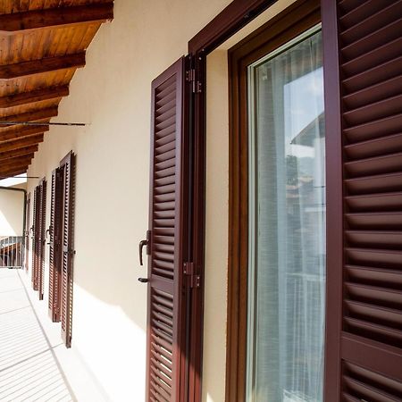 Claretta Apartment Giaveno Bagian luar foto